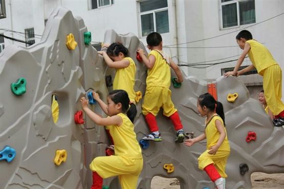 C4gym广州惊奇-巧妙的体育课上的体育教学游戏