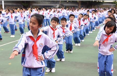 C4gym广州惊奇—学校体育放松活动动作解析
